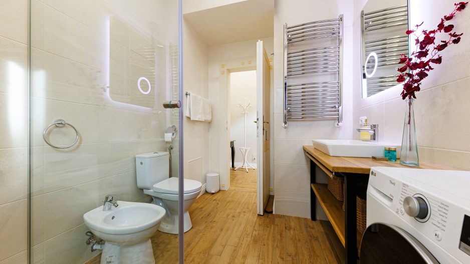 Apartament premium în cladire istorică - Poză 8