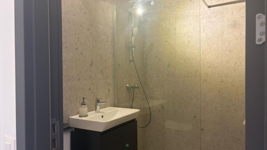 Apartament renovat cu doua camere semidecomandat, piata Domenii - Poză 7