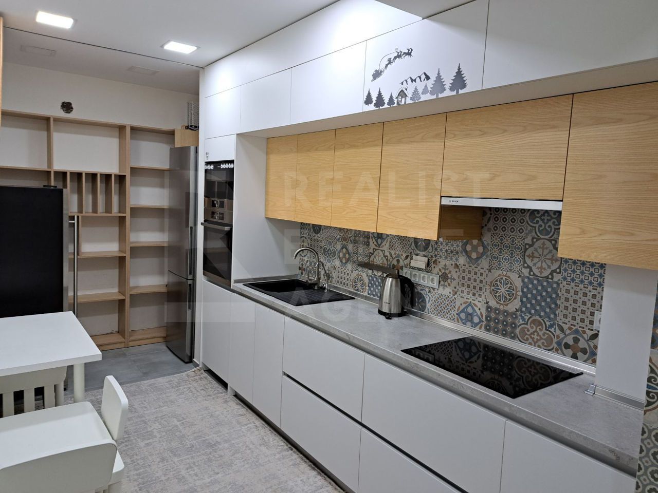 Chirie, apartament 3 camere 89 mp, str. Constantin Varnav, Telecentru - Poză 3