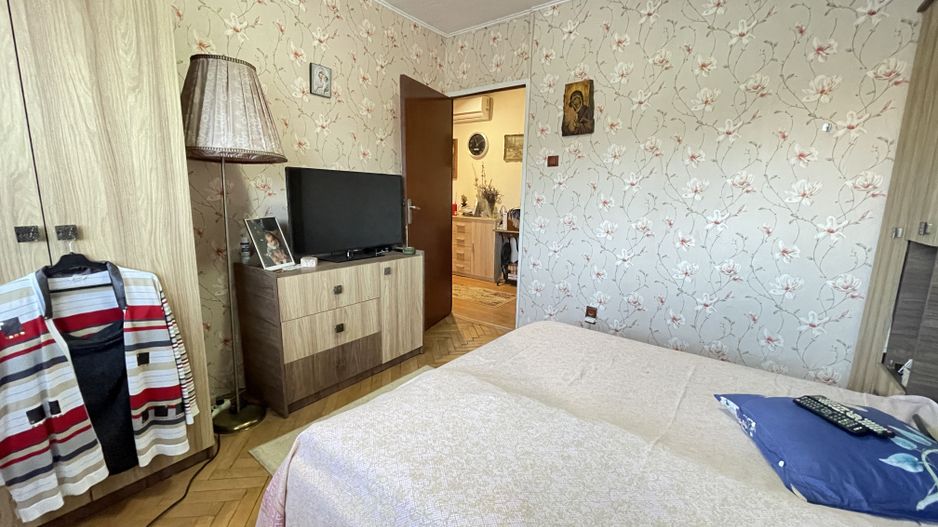 Apartament decomandat in zona Aradului - Poză 11
