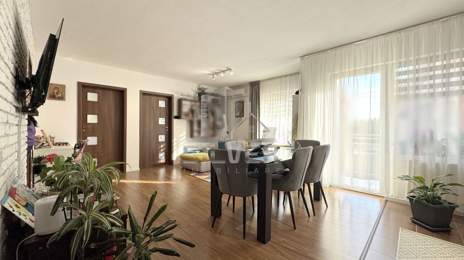 Apartament cu 3 camere la cheie+2 parcari. - Poză 3