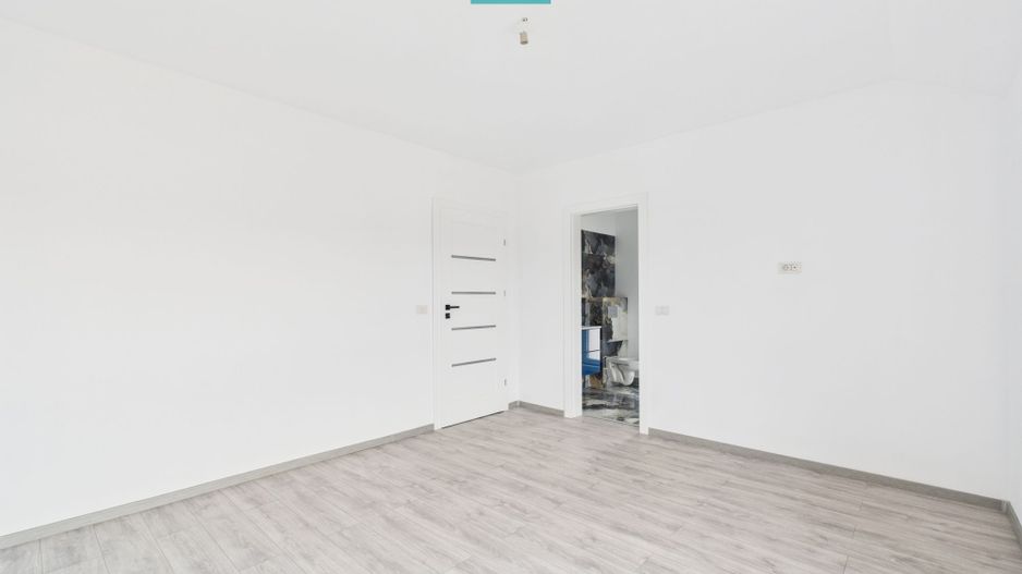 Duplex cu 3 camere și curte generoasă în Pișchia - Poză 19