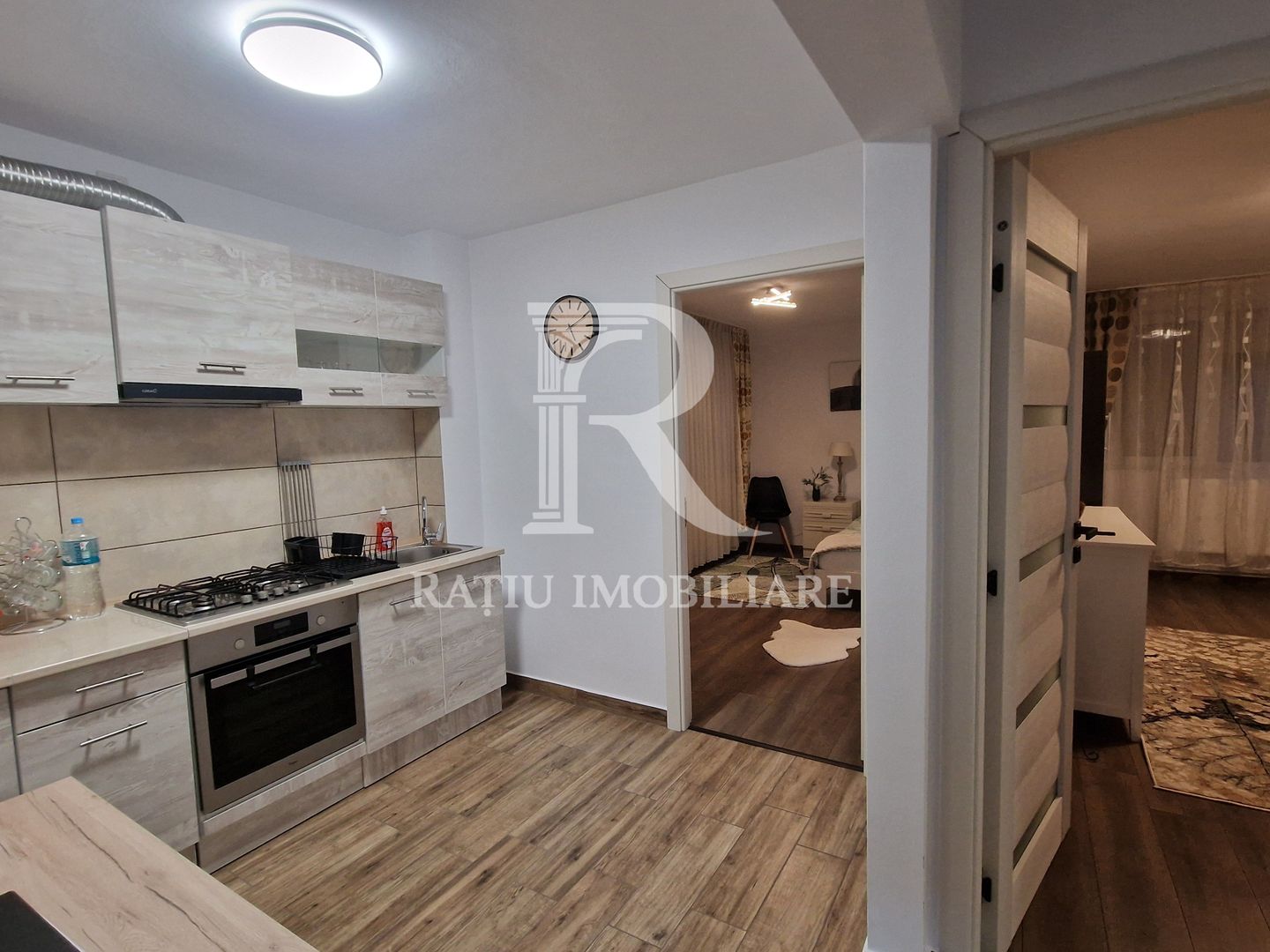 Apartament cu 2 camere | Zona Centrala | Oradea - Poză 1