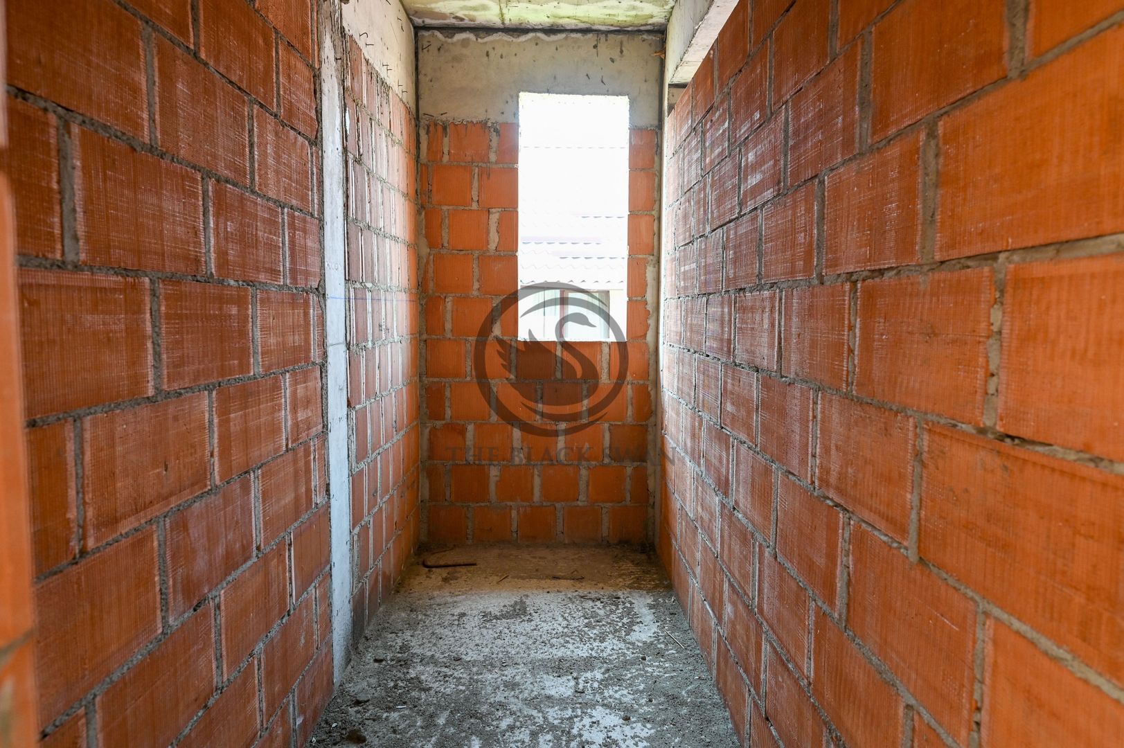 Casa la rosu de vanzare I Moderna I Zona Centrala - Ploiesti - Poză 18