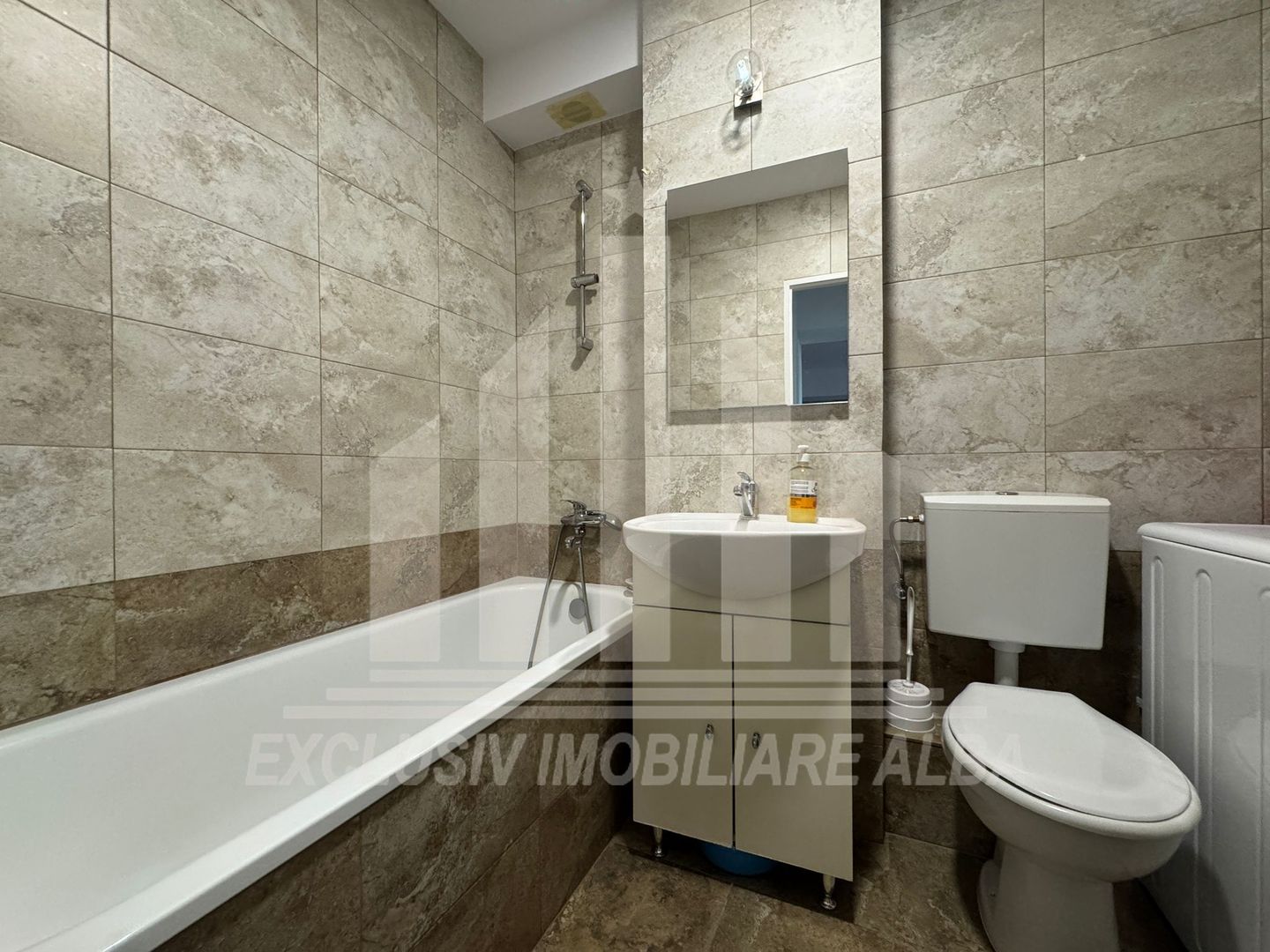 Apartament cu 4 camere de vanzare, Ampoi 2 - Poză 7