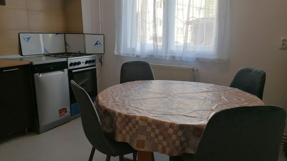Mobilat si utilat aproape de Piata Unirii - Poză 5