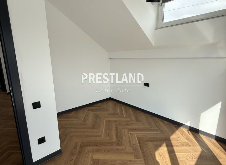 Apartament nou, zona Turnișor ! - Poză 4