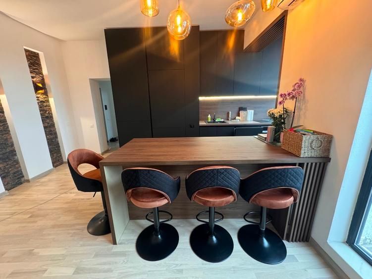 Apartament 3 camere cozy - Poză 1