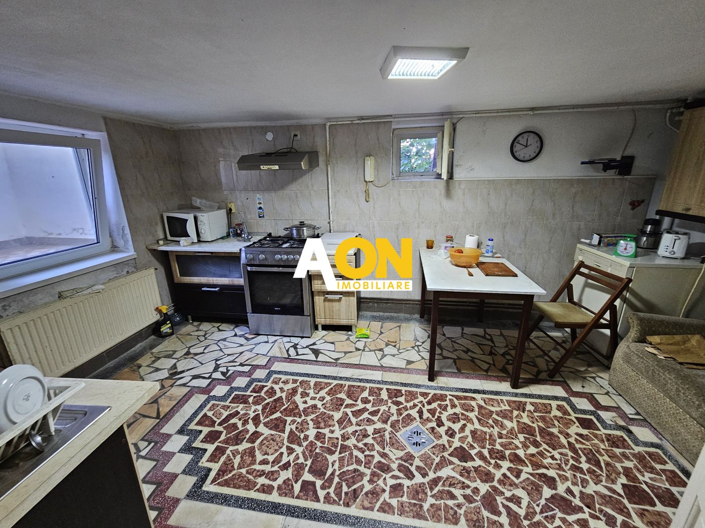 Casa 8 camere, S+P+1, teren 1377 mp, zona Schit - Poză 23