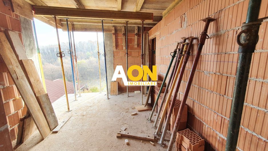 Casa la rosu, D+P+1E, 1433 mp teren, Valea Popii - Poză 7