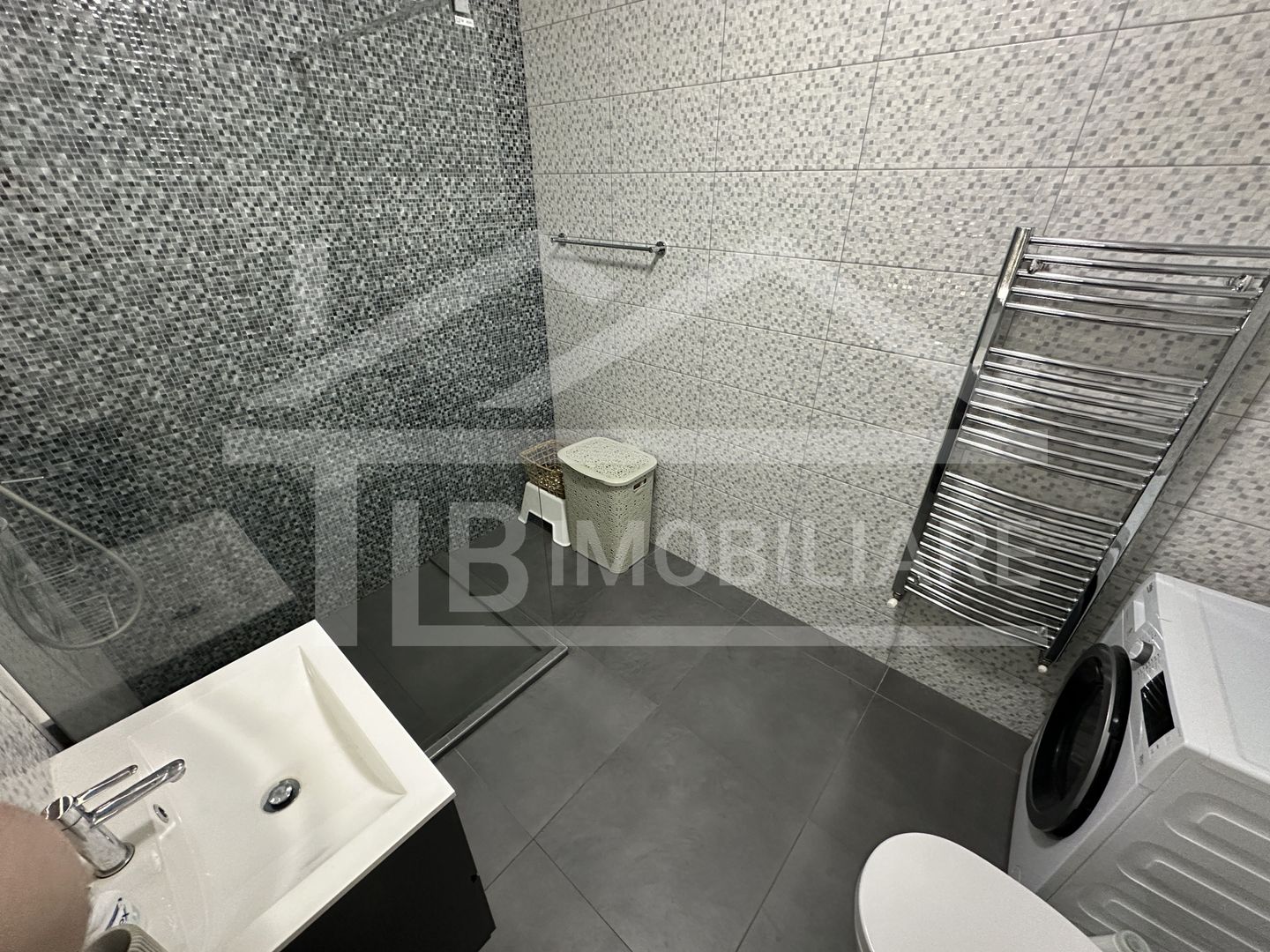 Apartament cu 2 camere, 52mp , terasa 25mp , Zona Centrala - Poză 10