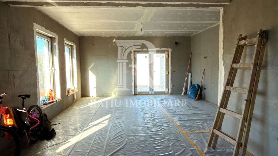 Casă 4 camere | Terasă | Curte | Sântandrei - Poză 10