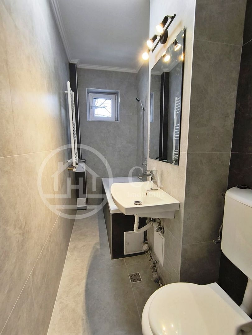 Apartament de vânzare cu 2 camere în zona Rogerius, Oradea - Poză 7