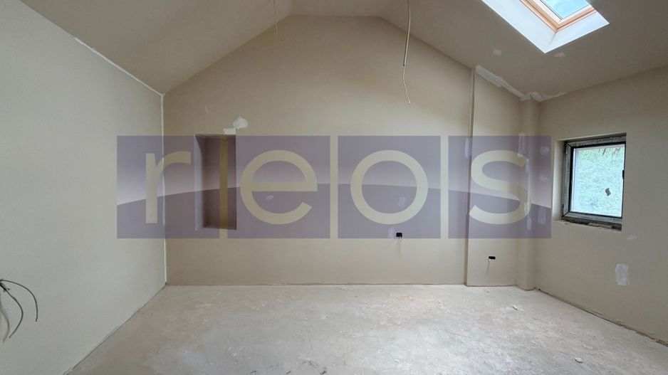 VANZARE 4 CAMERE | 136 MP UTILI | LOC DE PARCARE INCLUS | JIULUI - Poză 1