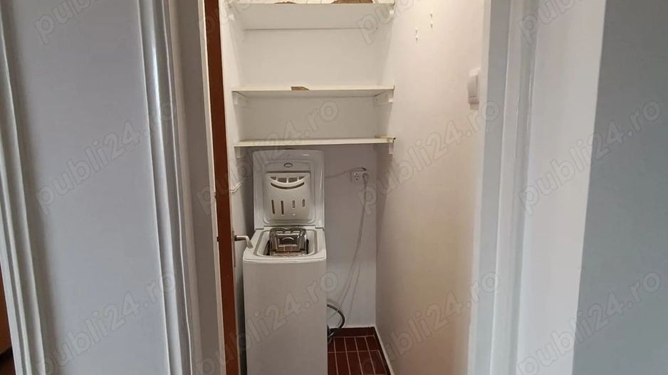 Închiriez garsonieră, Decebal, mobilată, spațioasă - Poză 3