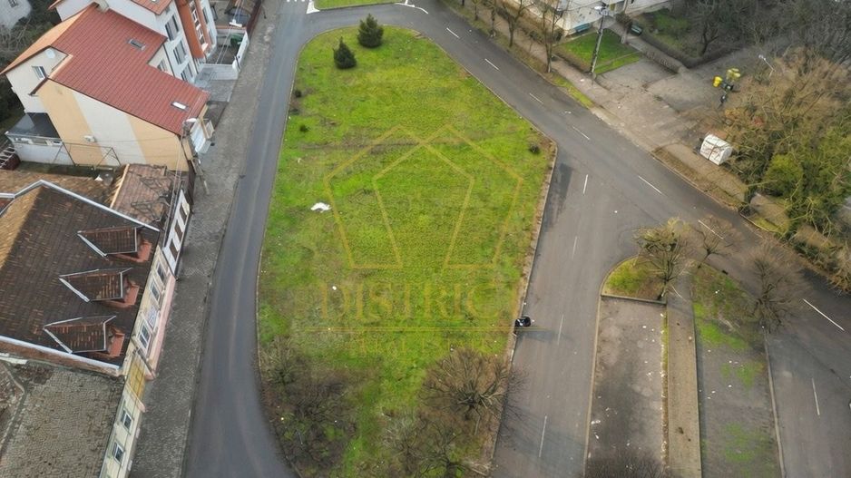 Teren cu vizibilitate excepțională, 3 fronturi stradale | Zona Lunei - Poză 4