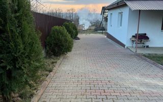 Casă de vânzare în satul Hărtoape, comuna Vânători, județul Iași - Poză 2