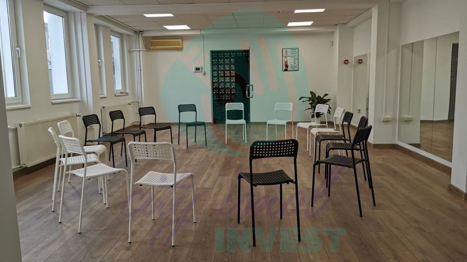 Casa multifunctionala la 9 minute de metrou Eroii Revolutiei - Poză 16