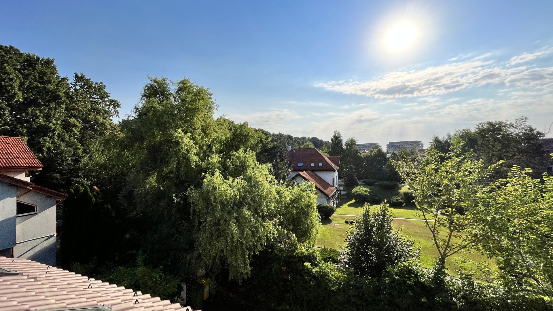 VILA 7 CAMERE, MOBILATA IN PIPERA DISPONIBILA IMEDIAT - Poză 3