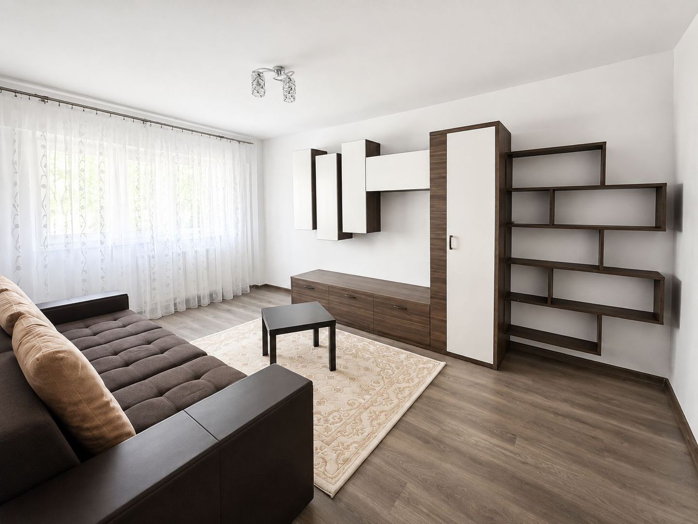 Apartament 2 camere dec. 55 mp Metalurgie Gradinari 450 euro - Poză 3