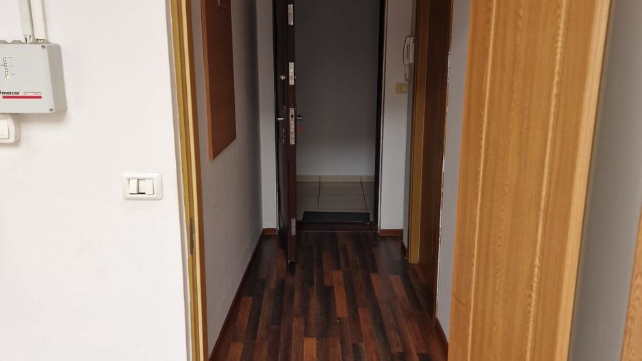 Birou deosebit 30 mp SAD - Poză 7