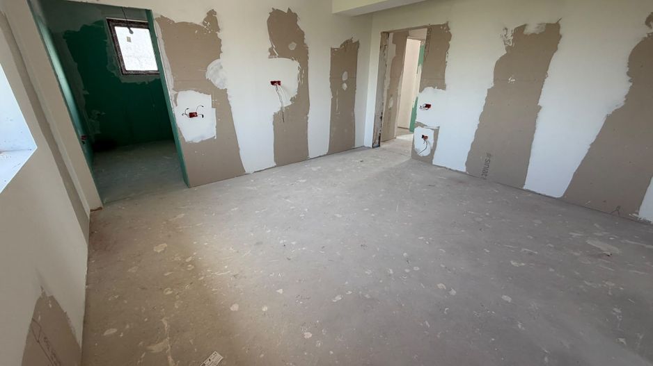 CASA INDIVIDUALA - 5 CAMERE, INCALZIRE PARDOSEALA , TEREN 420 COMIS 0% - Poză 4