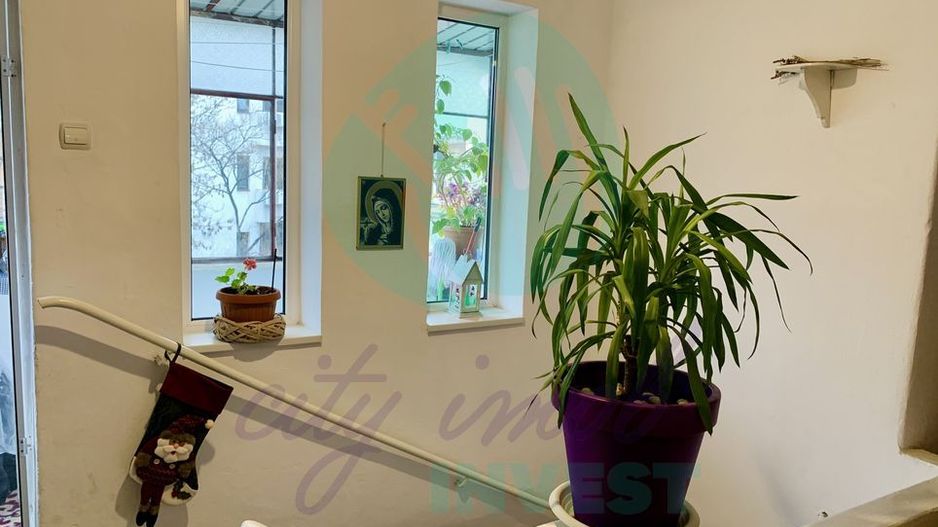 3 cam in BLOC BOUTIQUE- Calea Calarasilor - Matei Basarab - Poză 11