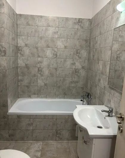 AP. 2 CAMERE BRANCOVEANU, BLOC NOU, CENTRALA, LOC PARCARE, MODERN - Poză 5