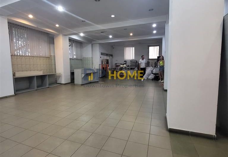Spațiu comercial ultracentral – 190 mp | Zona Milcov – Ceasul Rău - Poză 3