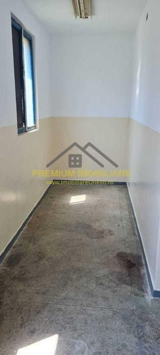 Hala + Teren de Vânzare în Onești - Poză 5