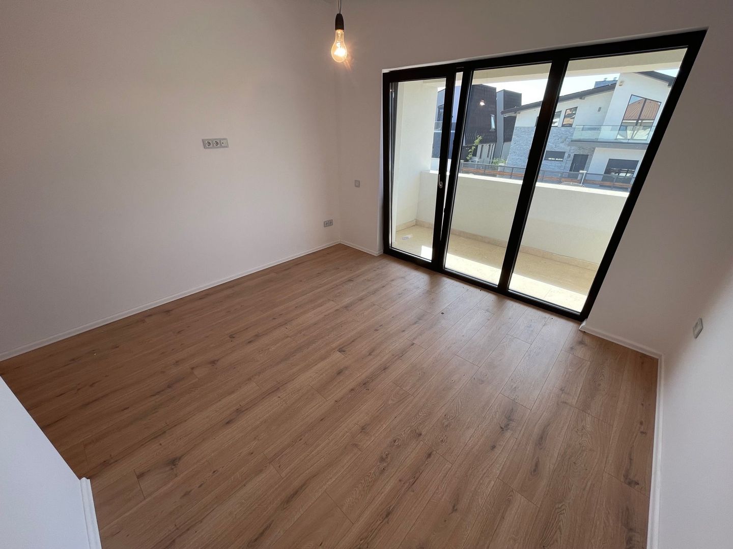 Vile Otopeni, aproape DN1, toate UTILITATILE, Mansarda - Poză 8