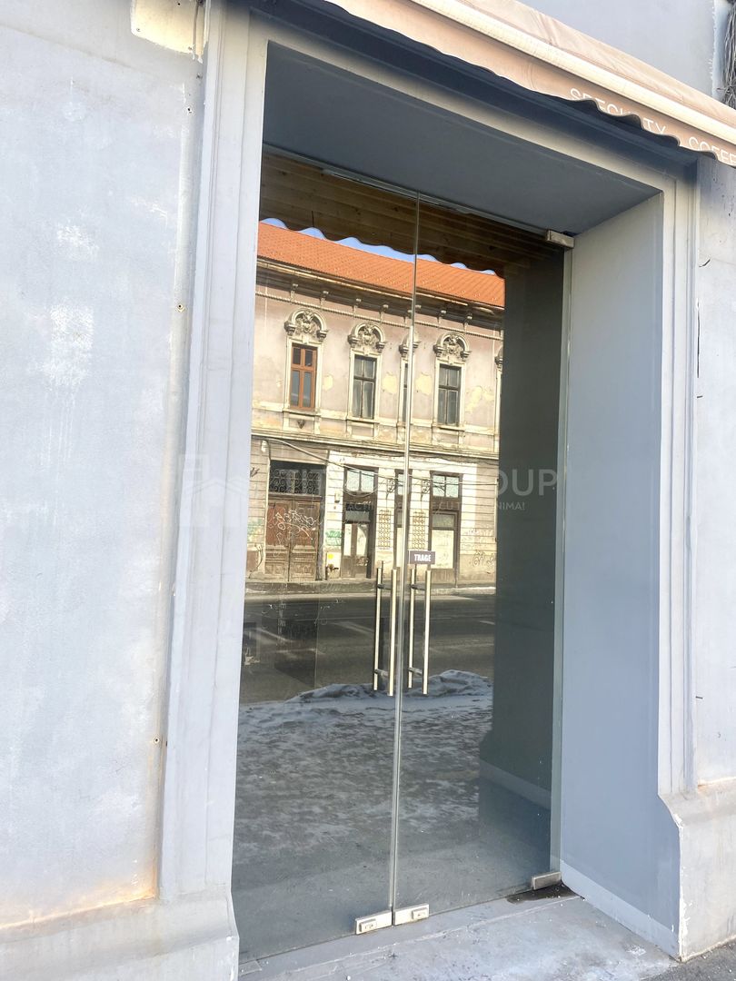 Spatiu comercial Centrul Istoric 24 mp, vitrina stradala - Poză 3