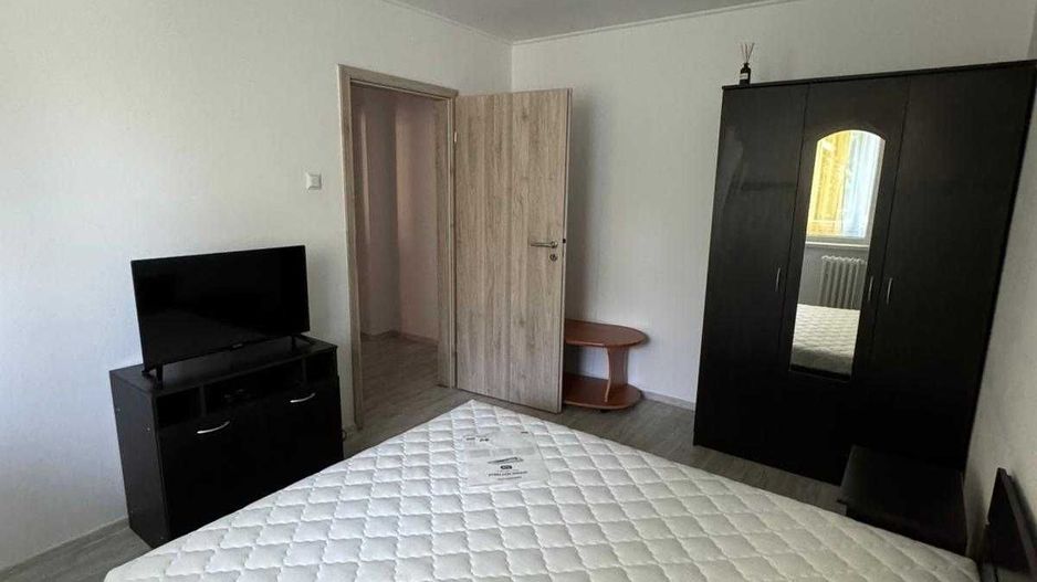 Spre inchiriere Apartament 2 camere-Obor - Poză 3