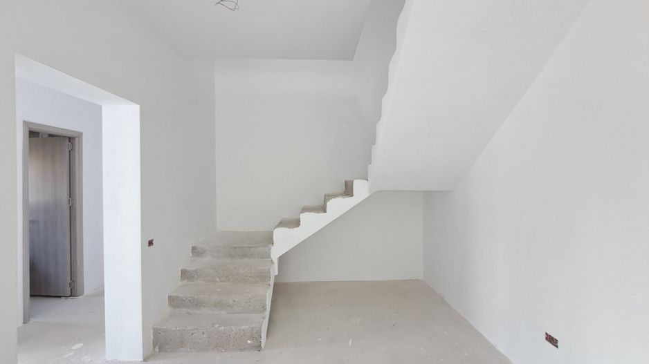 Dragomiresti Deal, casa 4 camere, utilitati individuale, STB la 400 m - Poză 4