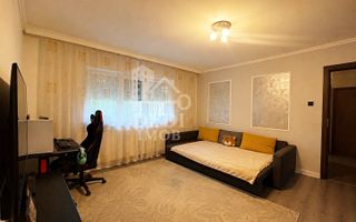Apartament cu 2 camere de vanzare zona Rogerius, Oradea - Poză 1