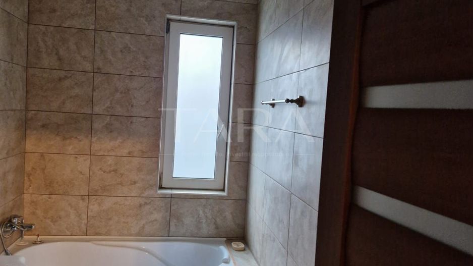 Locuință modernă, cu terasă de 40 mp și parcare. - Poză 6