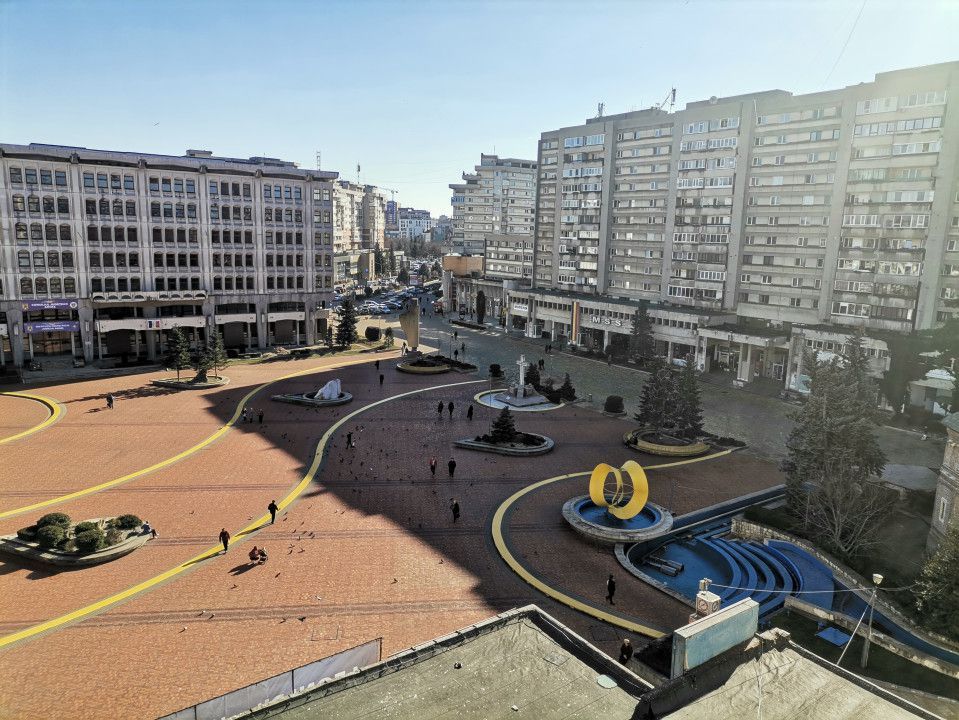 Inchiriere apartament3 camere de Lux, Ultracentral, Nou - Poză 7