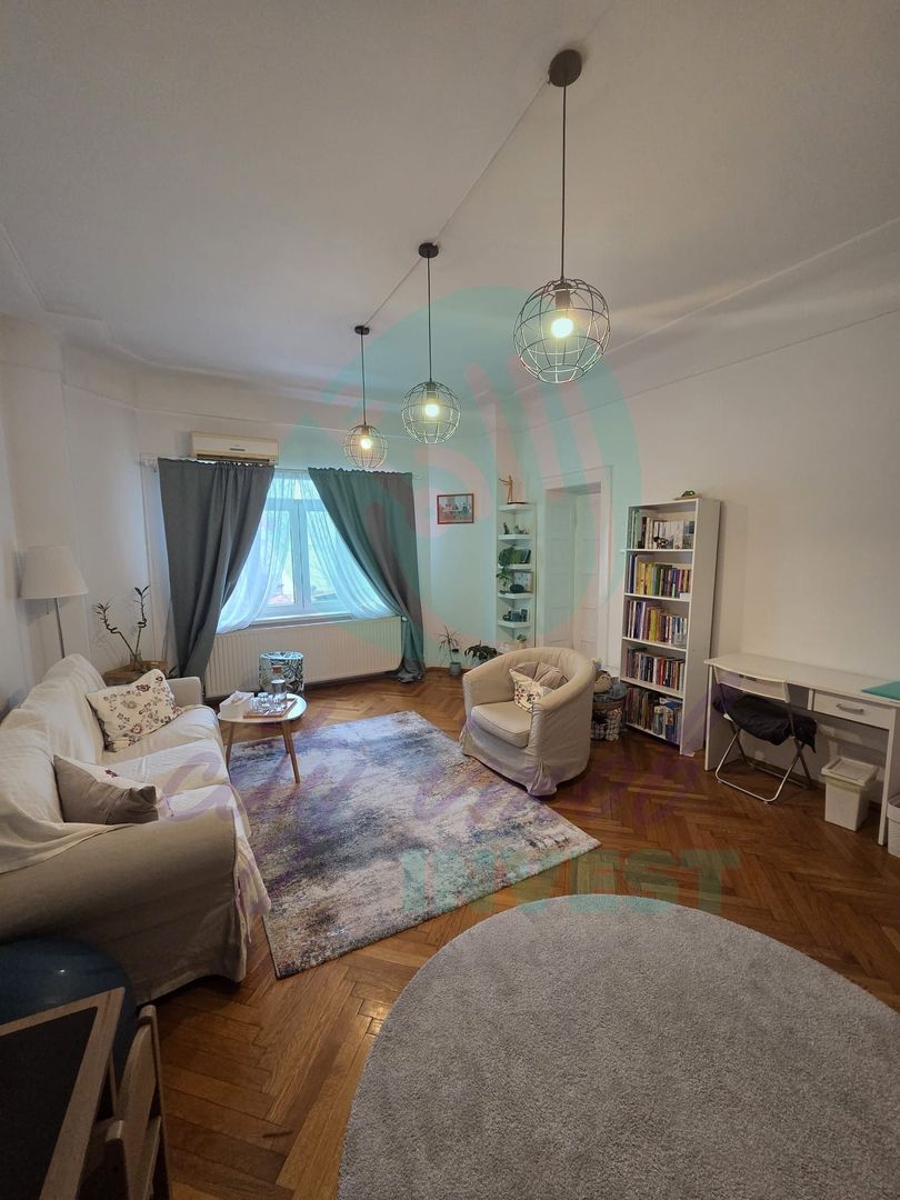 Spatiu, lumina si eleganta intr-un apartment interbelic - Poză 7