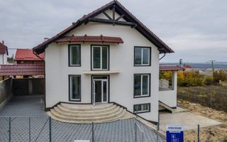 Vânzare, casă, 2 nivele, 260mp + 5 ari, strada Codrilor, Sociteni - Poză 1