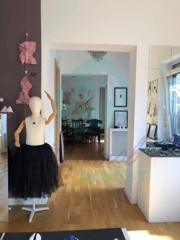 Un apartament Chic ideal ca locuinta sau activitate - Poză 6