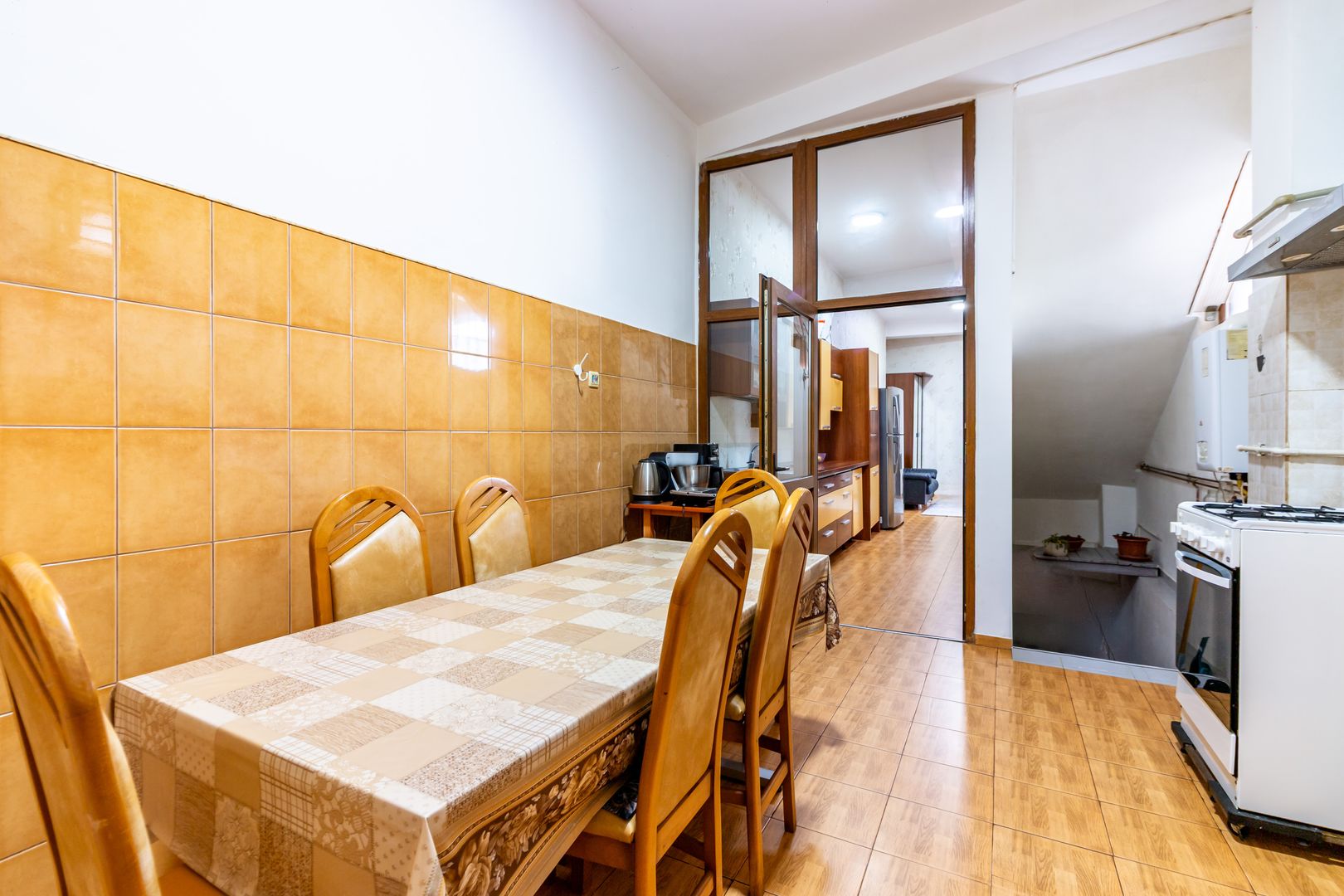 Inchiriere Cladire P+1+M Apusului, 433mp, Curte 900mp, Parcare - Poză 15