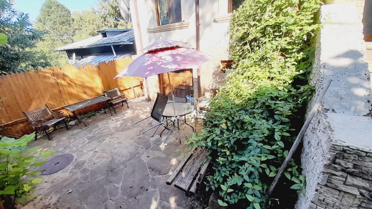 Casa 5 camere, D+P+M, ultracentral, zona deosebita, Campina, Prahova - Poză 3