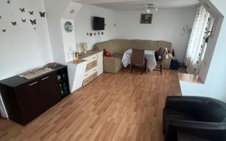 Casa + teren de vanzare in Zaicesti la strada principala, pret 75000 euro negociabil! - Poză 8