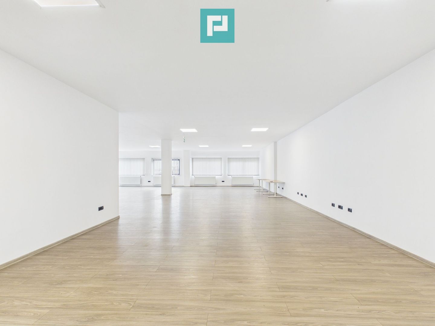 Spații moderne 205 mp și parcare, lângă autostradă - Poză 9