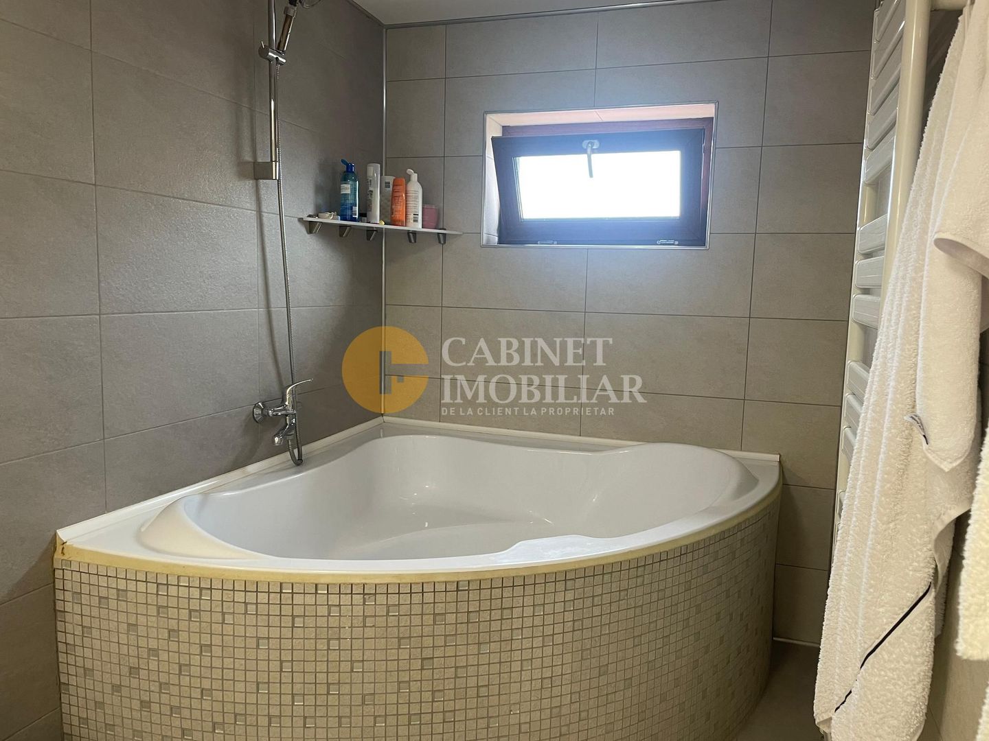 Apartament 3 Camere   - 130 MP -Bloc 2015 Nicolina- Cug - Poză 16