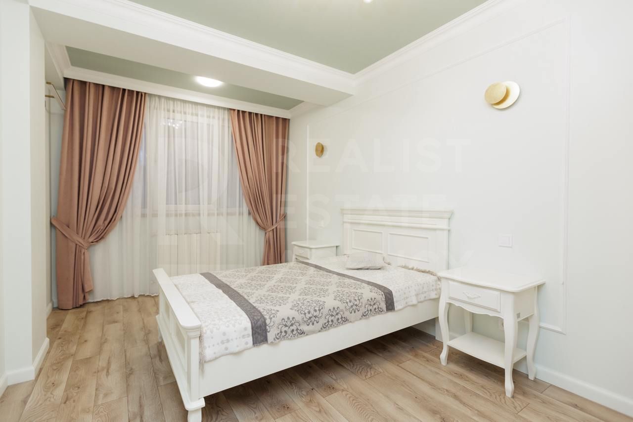 Chirie, apartament, 4 camere, strada Serghei Lazo, Centru - Poză 5