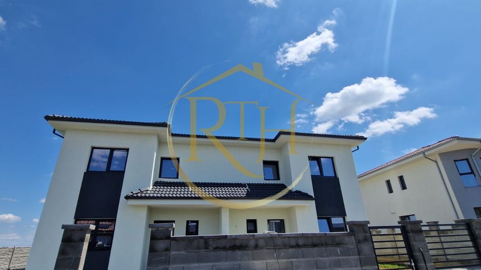 De vânzare - Duplex 5 camere  Mosnita Noua , comision ,,0'' - Poză 1