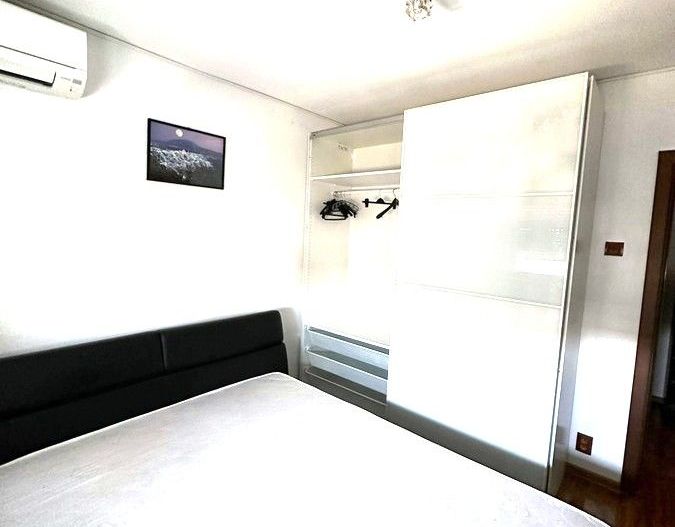 🏡 Închiriez Apartament cu 2 camere, lângă Auchan Titan, mobilat complet - Poză 5