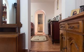 Parter!Vânzare apartament cu 3 camere - Târgoviște! - Poză 7