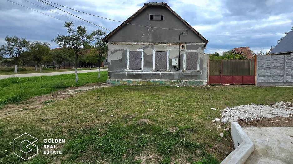 Teren cu casă și grădină, 1566 mp, Alunis - Poză 2